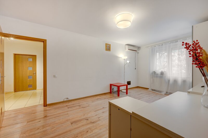 Baba Novac, Piata Alba Iulia, Decebal.