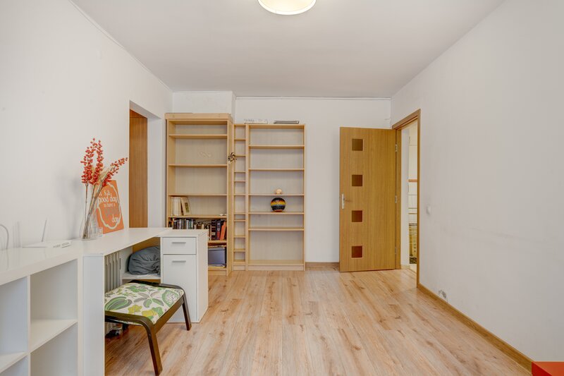 Baba Novac, Piata Alba Iulia, Decebal.