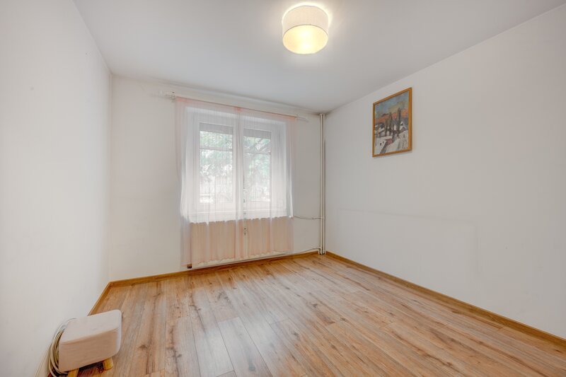 Baba Novac, Piata Alba Iulia, Decebal.