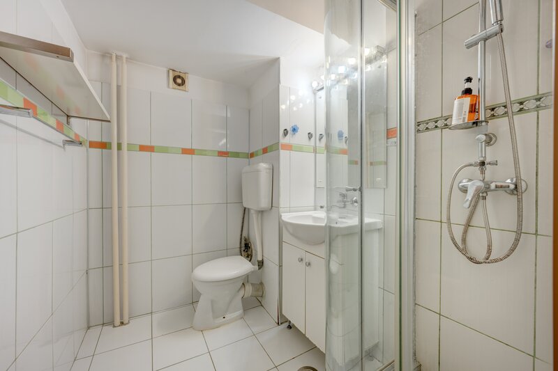 Baba Novac, Piata Alba Iulia, Decebal.