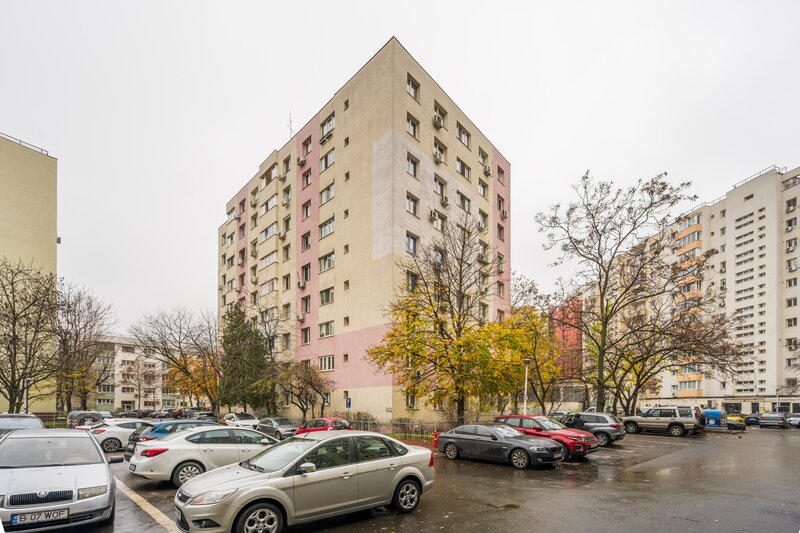 Baba Novac, Piata Alba Iulia, Decebal.