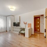 Baba Novac, Piata Alba Iulia, Decebal